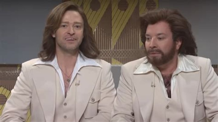 Did Barry Gibb ever appear on SNL?