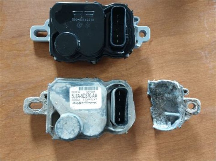 Does a 1998 F150 have a fuel-pump driver module?