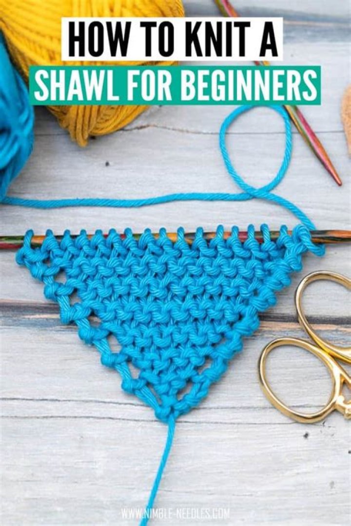 How do you make a simple fabric shawl?