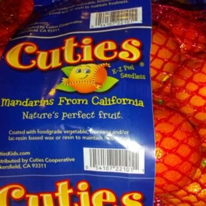 How many calories are in 4 Cutie oranges?