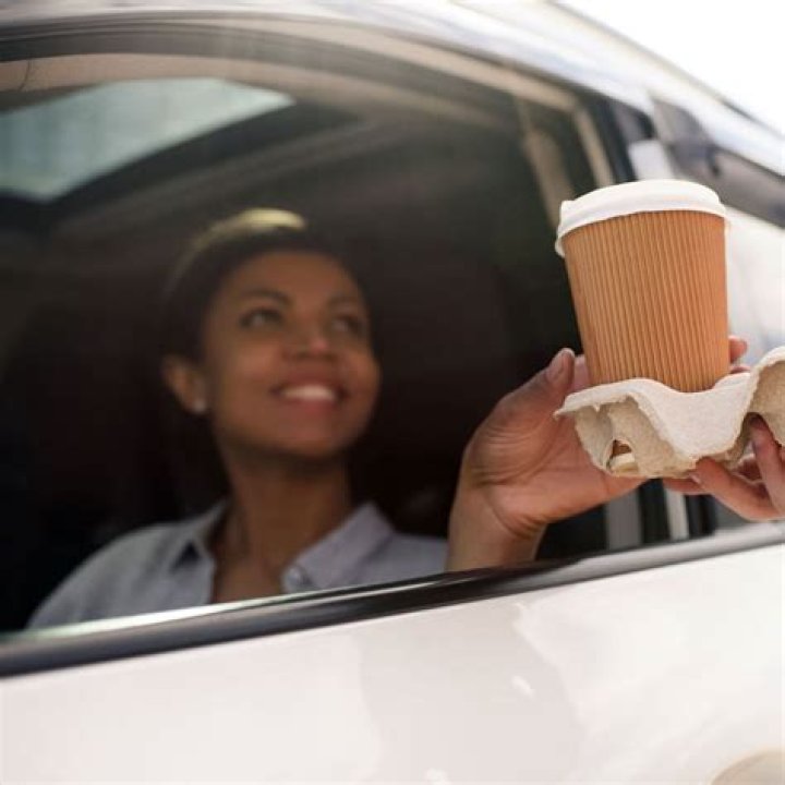 Is it rude to not tip for takeout?