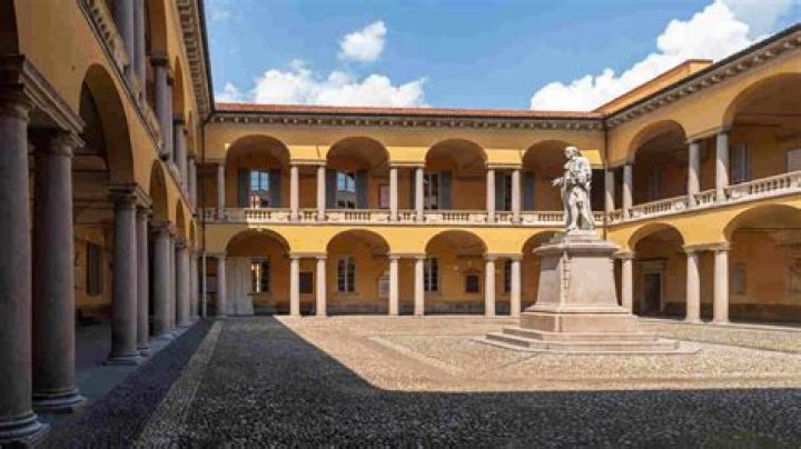 Is University of Pavia a good University?