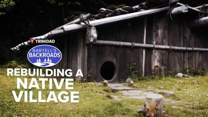 What did Yurok use to build their houses?