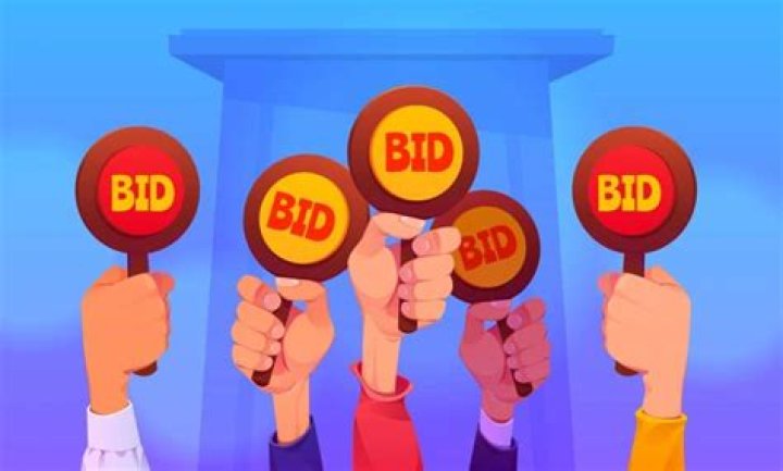 What happens if there are no bids on eBay item?