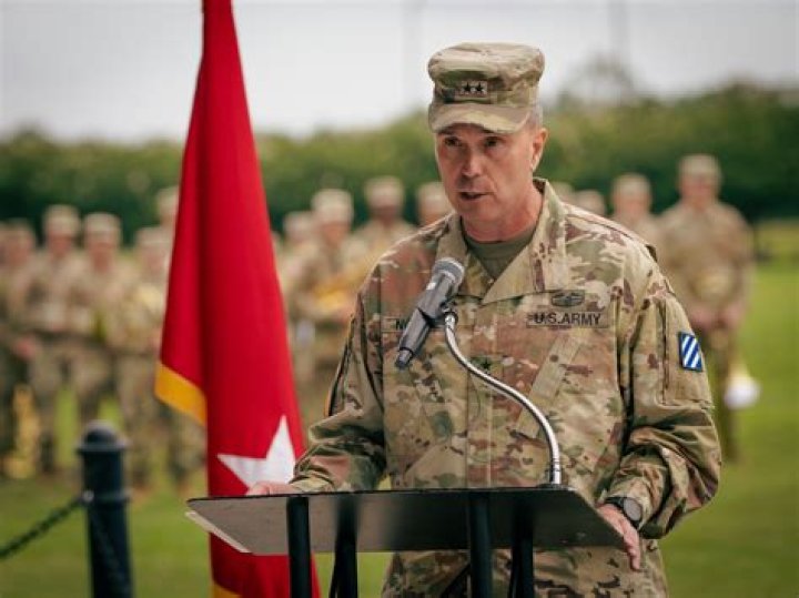 What happens in a change of command ceremony?