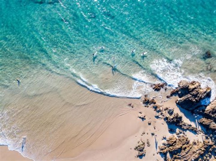 What is the best month to go to Byron Bay?