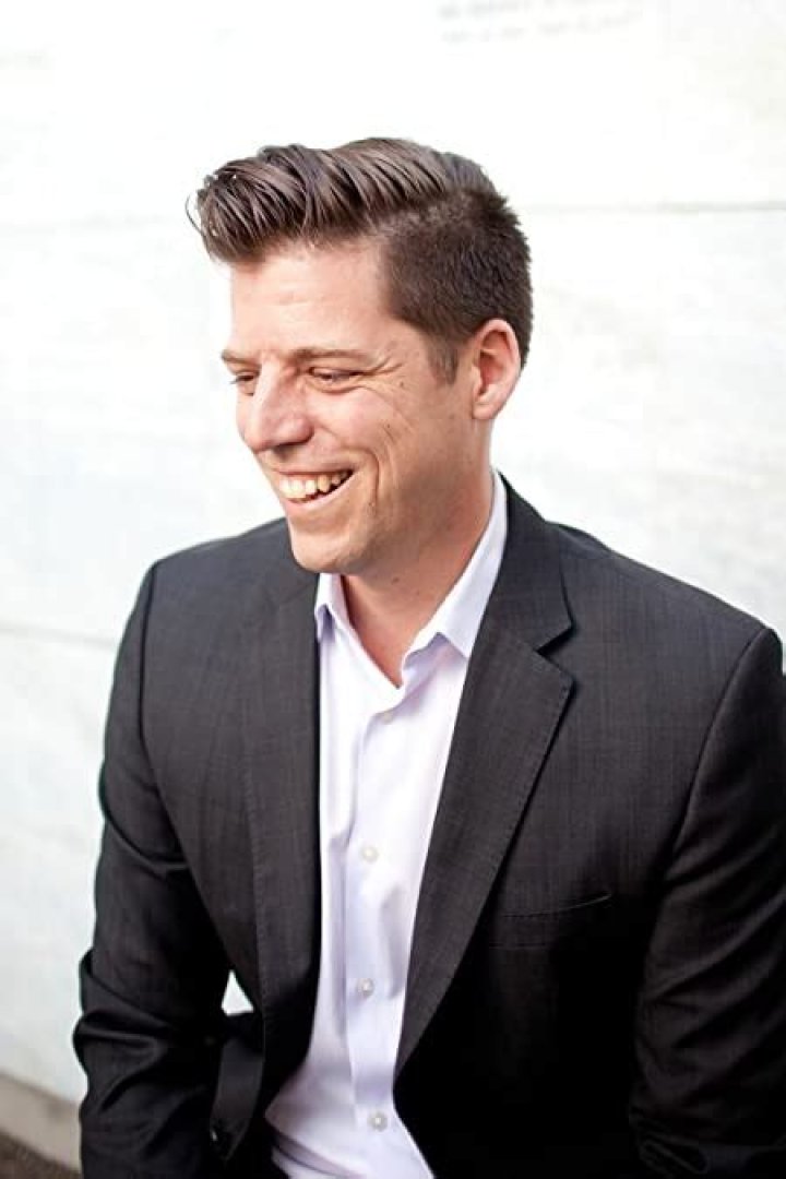 What is the salary of Bobby Schuller?