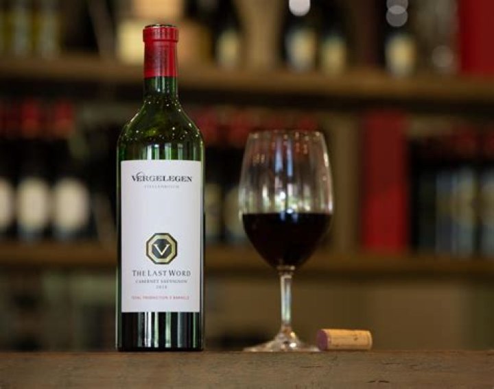 Who is the owner of Vergelegen wine estate?