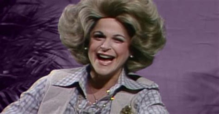 Who played Barbara Wawa on SNL?